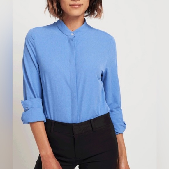 NWOT Leze the Label San Ramon Slim Shirt. Size S. Chambray. - Picture 2 of 10